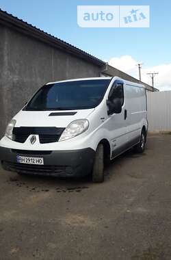 Грузовой фургон Renault Trafic 2012 в Староказачьем