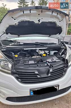 Минивэн Renault Trafic 2015 в Черновцах