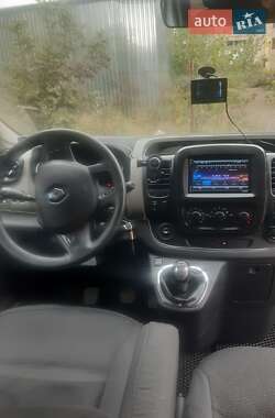 Минивэн Renault Trafic 2015 в Черновцах