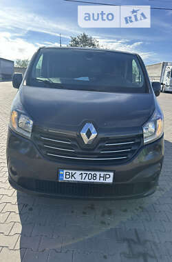 Грузовой фургон Renault Trafic 2014 в Вараше