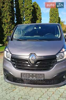 Минивэн Renault Trafic 2015 в Дубно