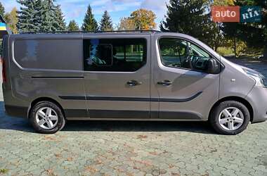 Минивэн Renault Trafic 2015 в Дубно