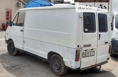 Грузовой фургон Renault Trafic 1991 в Киеве