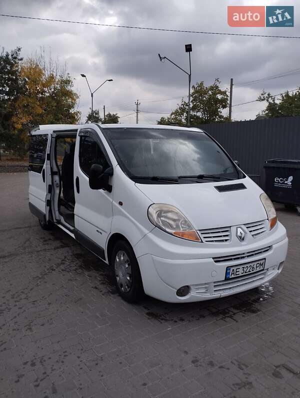 Минивэн Renault Trafic 2008 в Межевой