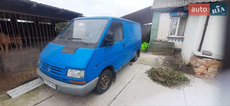 Грузовой фургон Renault Trafic 2000 в Киеве фото 2 Грузовой фургон Renault Trafic 2000 в Киеве