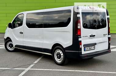 Минивэн Renault Trafic 2016 в Киеве