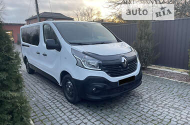 Грузопассажирский фургон Renault Trafic 2018 в Коростене