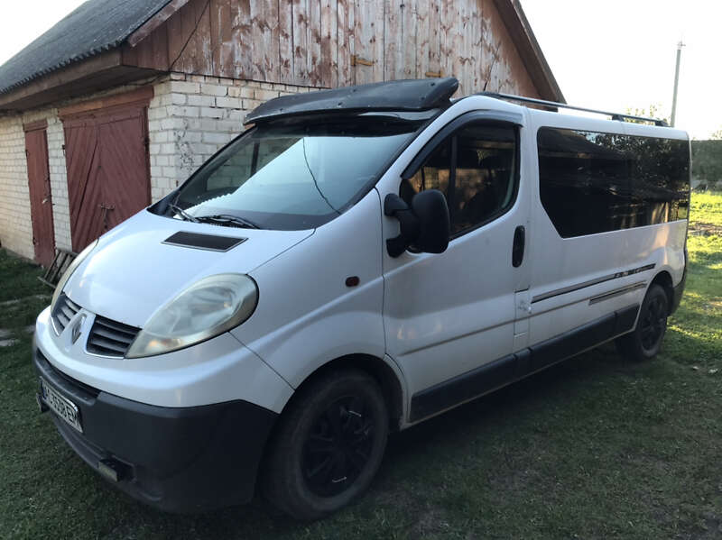 Мінівен Renault Trafic 2007 в Кілках