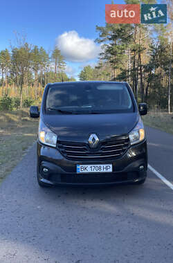 Вантажний фургон Renault Trafic 2014 в Вараші