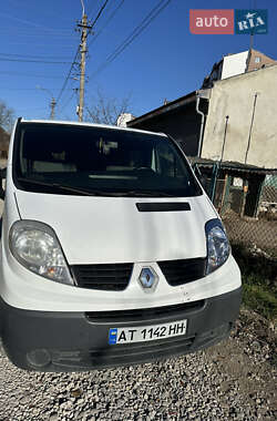 Мінівен Renault Trafic 2009 в Івано-Франківську