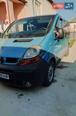 Мінівен Renault Trafic 2003 в Ужгороді