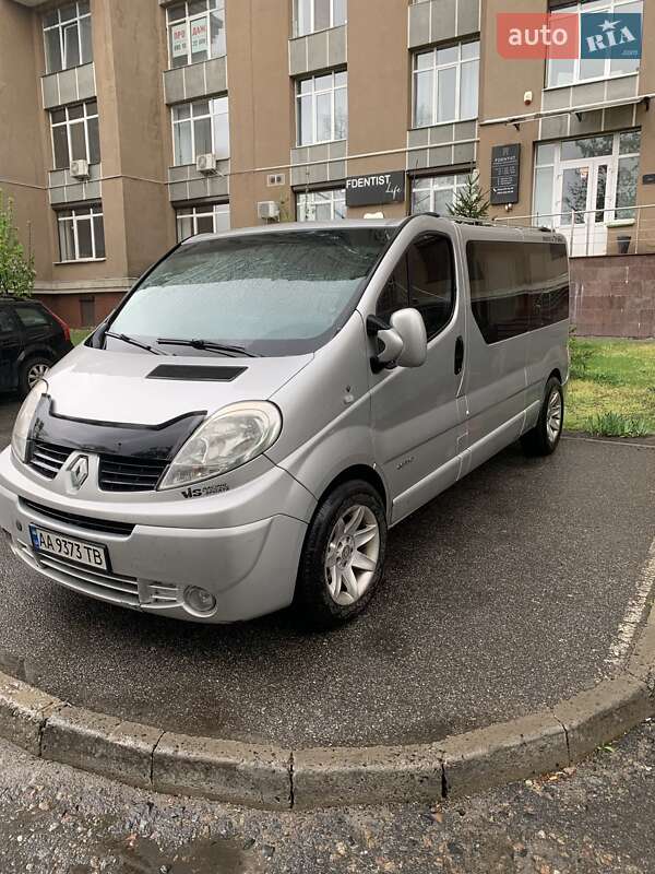 Мікроавтобус Renault Trafic 2011 в Києві