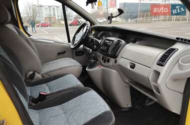 Минивэн Renault Trafic 2003 в Ровно