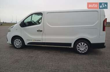 Вантажний фургон Renault Trafic 2014 в Радивиліві