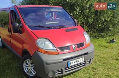 Минивэн Renault Trafic 2004 в Сарнах