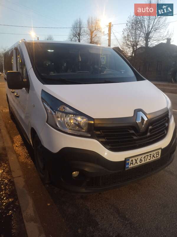 Минивэн Renault Trafic 2015 в Харькове