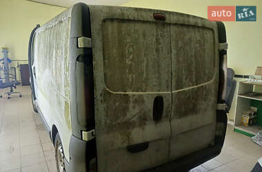 Грузовой фургон Renault Trafic 2006 в Тернополе