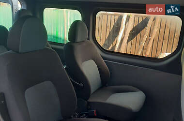 Минивэн Renault Trafic 2007 в 