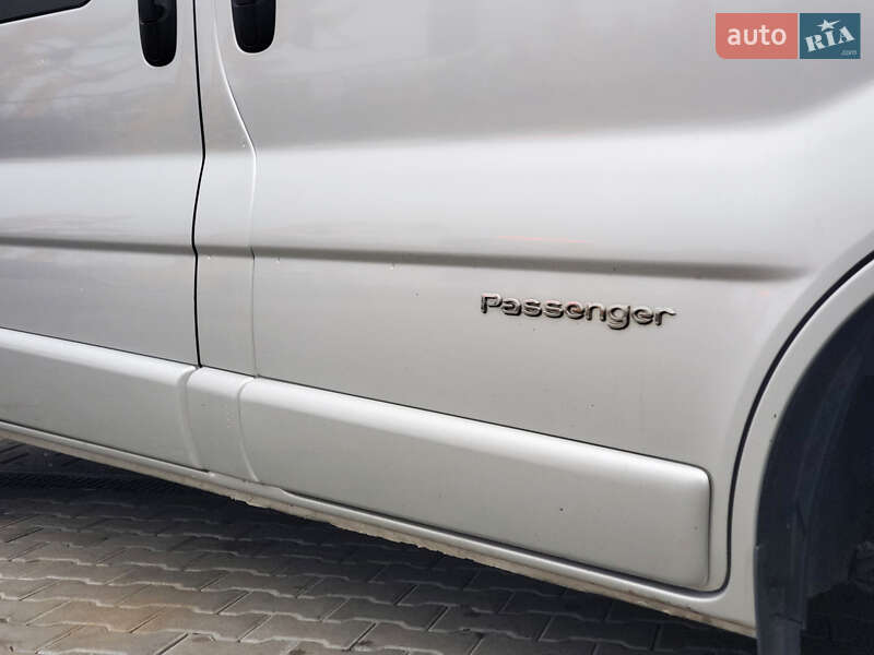 Мінівен Renault Trafic 2011 в Рівному