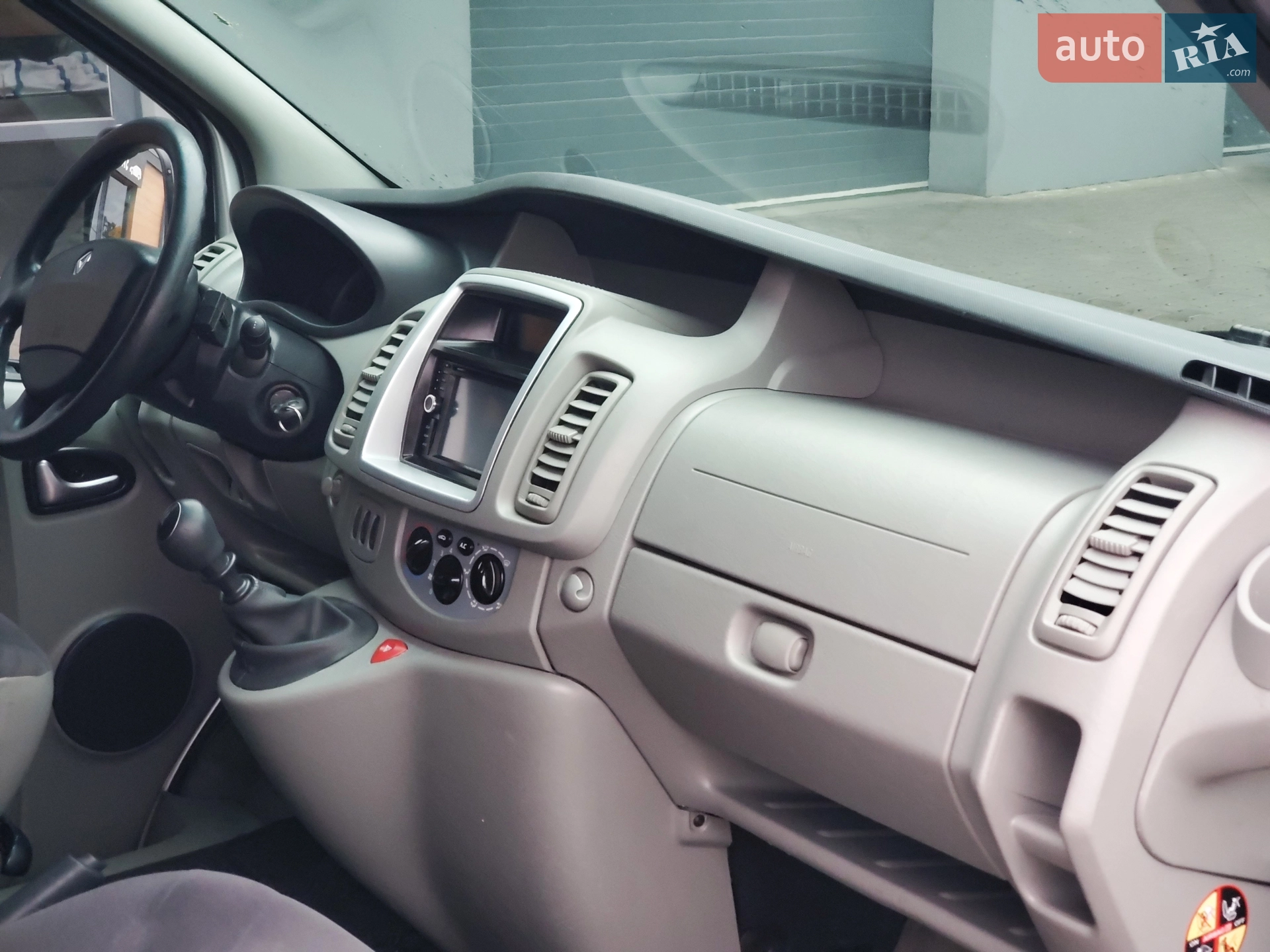 2011 Renault Trafic - мініатюра 13