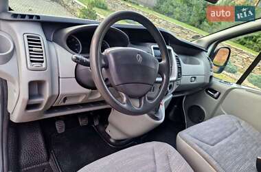 Минивэн Renault Trafic 2013 в 