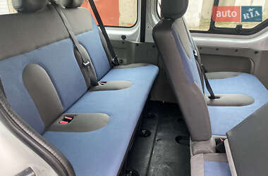 Минивэн Renault Trafic 2011 в Ровно