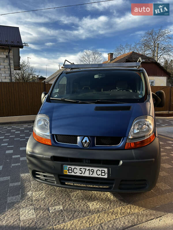 Мінівен Renault Trafic 2006 в Трускавці