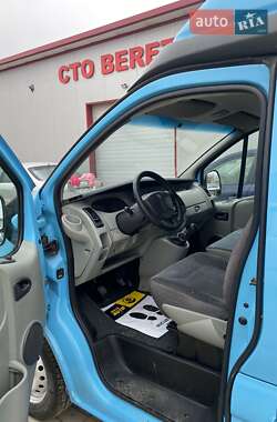 Грузовой фургон Renault Trafic 2007 в Черновцах