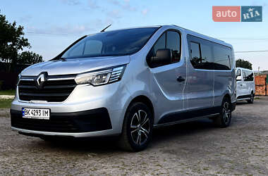 Мінівен Renault Trafic 2022 в Млиніві