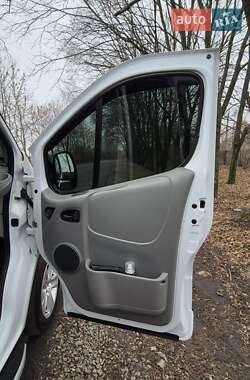 Мінівен Renault Trafic 2008 в Харкові