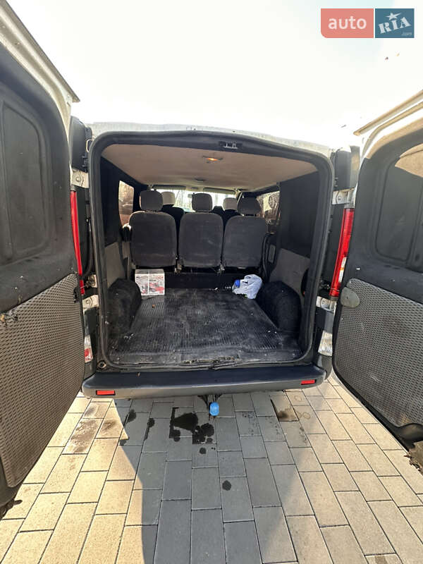 Минивэн Renault Trafic 2008 в Ивано-Франковске