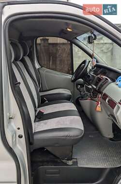 Мінівен Renault Trafic 2006 в Рівному