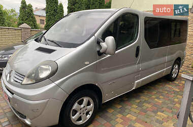 Мінівен Renault Trafic 2011 в Чернівцях