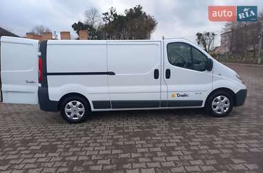 Вантажний фургон Renault Trafic 2014 в Рівному