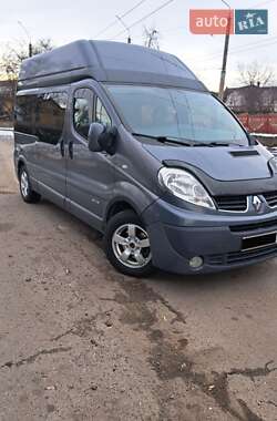 Мінівен Renault Trafic 2013 в Чернівцях