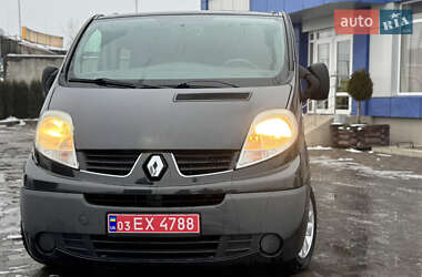 Мінівен Renault Trafic 2012 в Сарнах