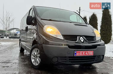 Мінівен Renault Trafic 2012 в Сарнах