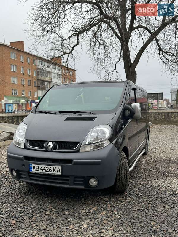 Мінівен Renault Trafic 2005 в Тульчині