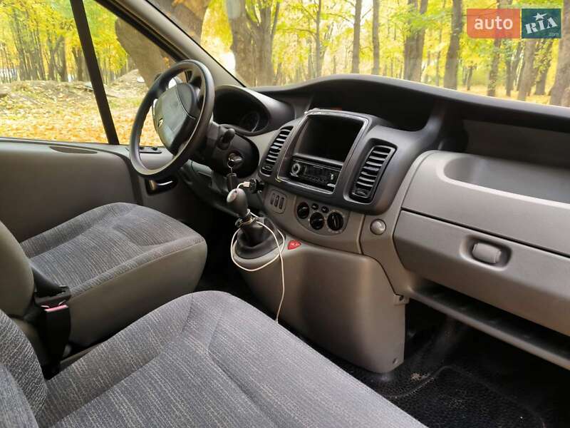 Минивэн Renault Trafic 2011 в Умани