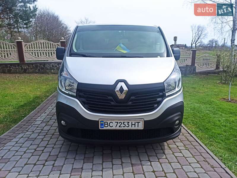 Минивэн Renault Trafic 2015 в Самборе фото 4 Минивэн Renault Trafic 2015 в Самборе