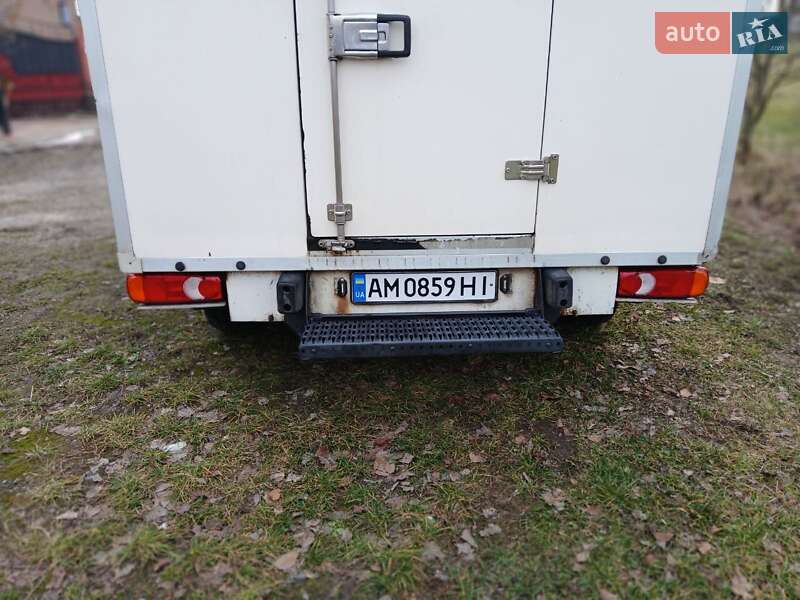 Грузовой фургон Renault Trafic 2013 в Бердичеве фото 16 Грузовой фургон Renault Trafic 2013 в Бердичеве