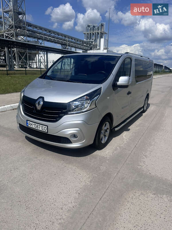 Мінівен Renault Trafic 2017 в Коростені