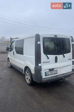 Минивэн Renault Trafic 2004 в 