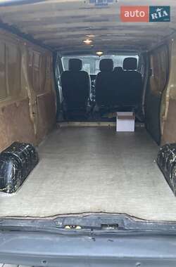Грузовой фургон Renault Trafic 2003 в 