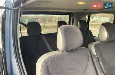 Мінівен Renault Trafic 2011 в 