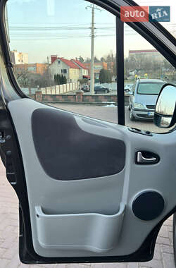 Минивэн Renault Trafic 2013 в Ровно