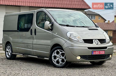 Мінівен Renault Trafic 2013 в Стрию