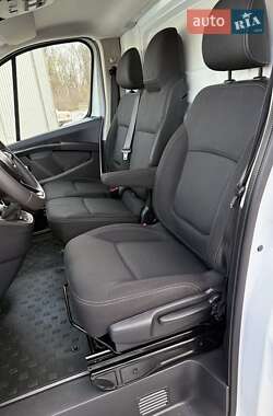 Грузовой фургон Renault Trafic 2024 в 
