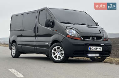 Минивэн Renault Trafic 2006 в Теофиполе