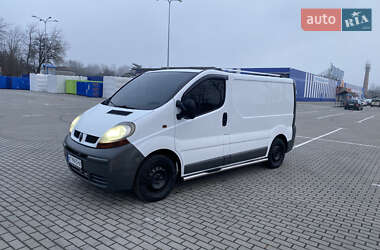 Вантажний фургон Renault Trafic 2001 в Коломиї